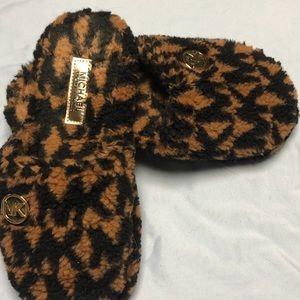 Michael Kors slippers